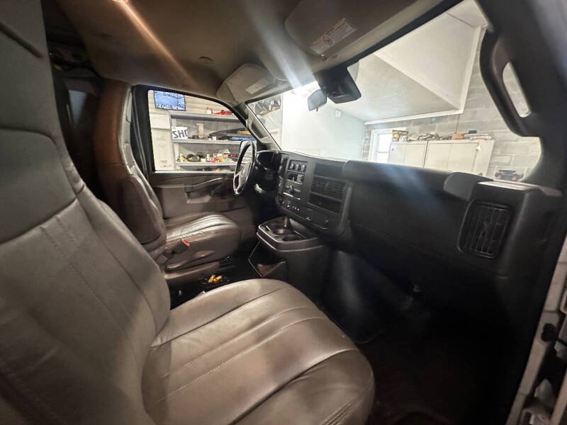 2020 Chevrolet Express 2500