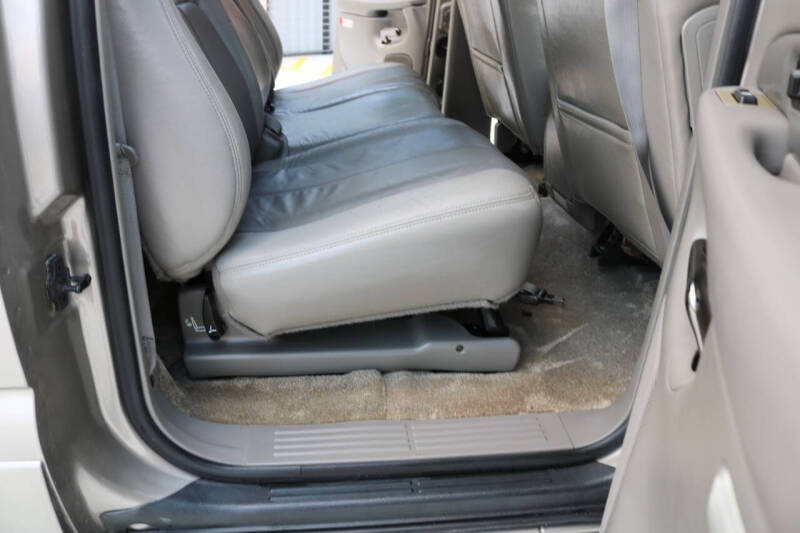 2001 GMC Yukon XL Denali