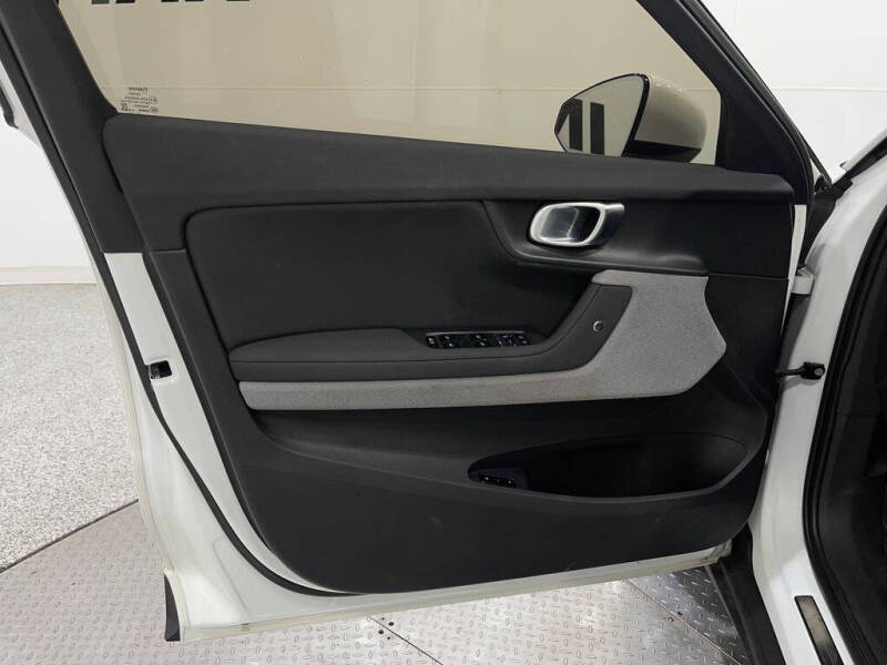 2022 Polestar 2 Long Range Dual Motor