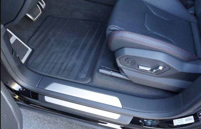 2024 Lamborghini Urus S