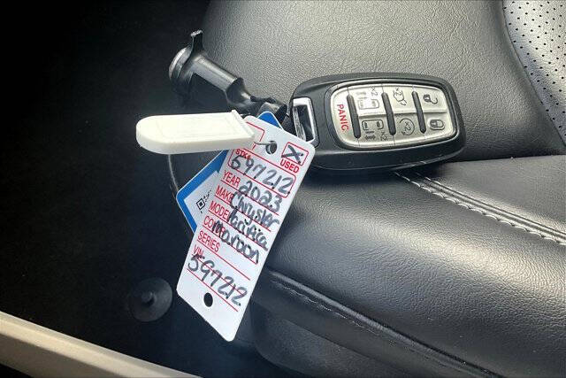 2023 Chrysler Pacifica Touring L