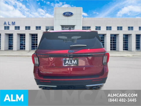 2025 Ford Explorer Platinum