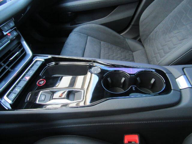 2024 Audi e-tron GT quattro Premium Plus