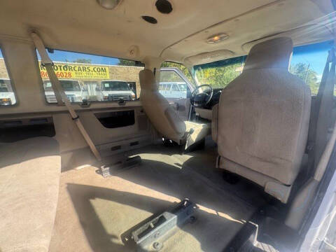 2010 Ford E-Series E-350 SD XL