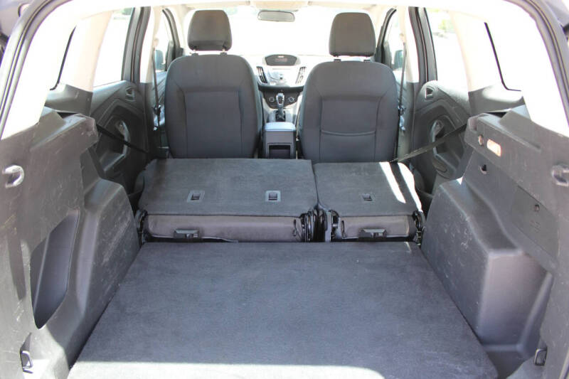 2016 Ford Escape S