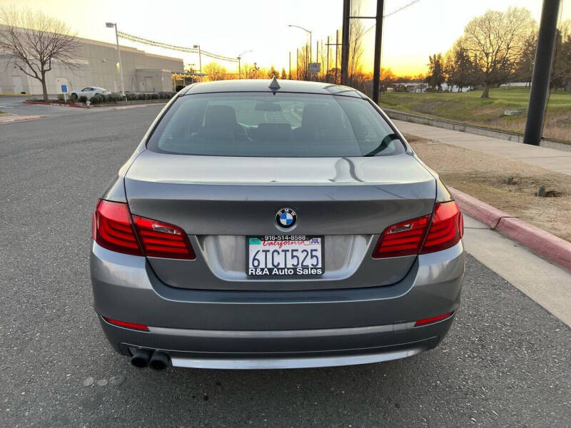 2011 BMW 5 Series 528i