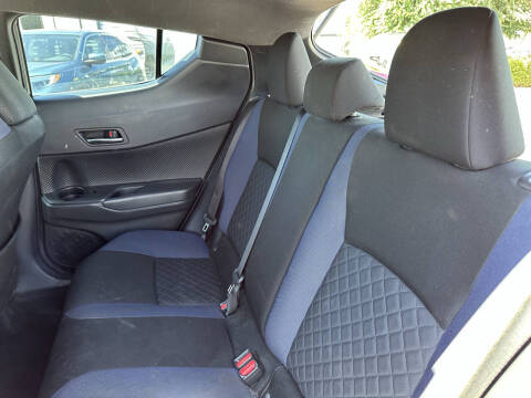 2021 Toyota C-HR XLE