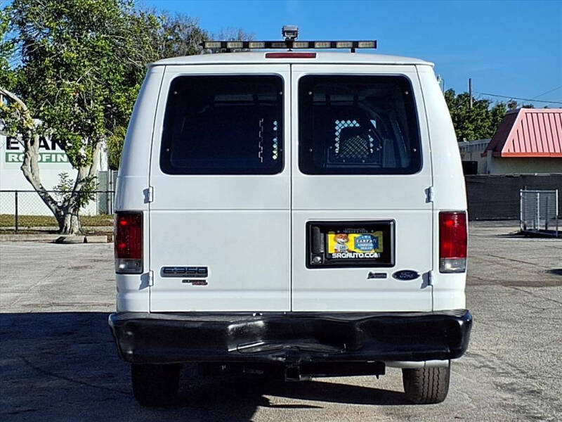 2013 Ford E-Series E-350 SD