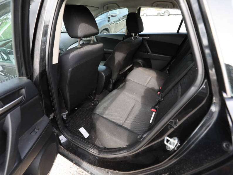 2012 Mazda MAZDA3 i Touring