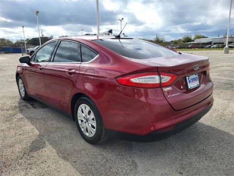 2014 Ford Fusion S