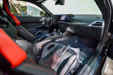 2025 BMW M4 CS