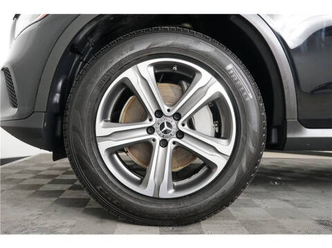 2020 Mercedes-Benz GLC GLC 300