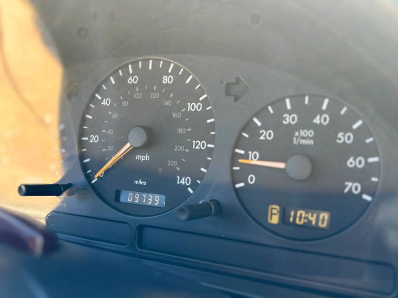 2000 Mercedes-Benz M-Class ML 320