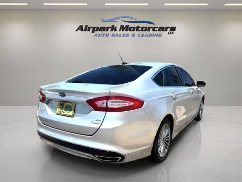 2016 Ford Fusion SE