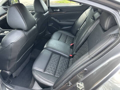 2016 Nissan Maxima Platinum