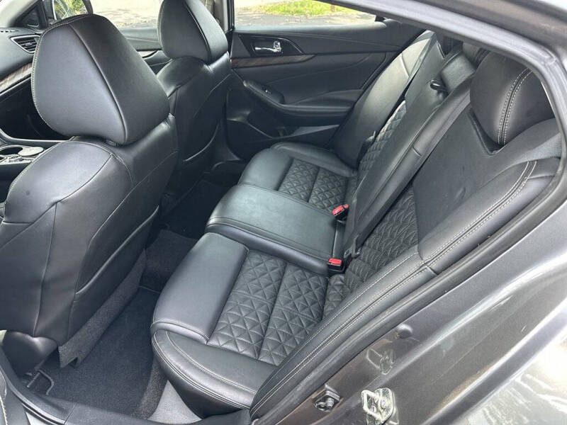 2016 Nissan Maxima Platinum