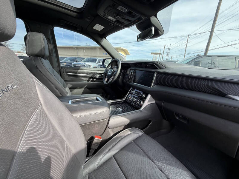 2024 GMC Yukon Denali