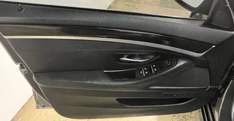 2014 BMW 5 Series 528i