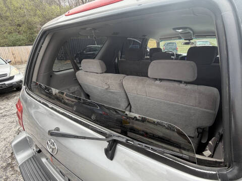 2002 Toyota Sequoia SR5