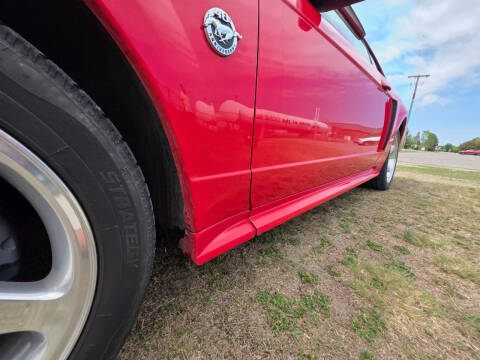 2004 Ford Mustang GT Deluxe