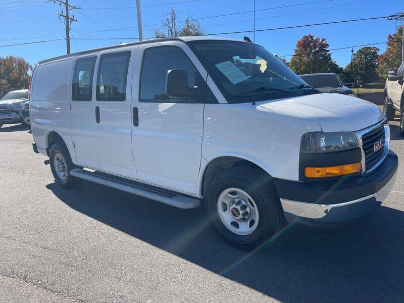 2023 GMC Savana 2500