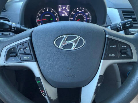 2017 Hyundai Accent Value Edition