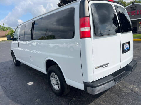 2016 Chevrolet Express LT 3500