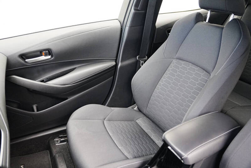 2022 Toyota Corolla Hatchback SE