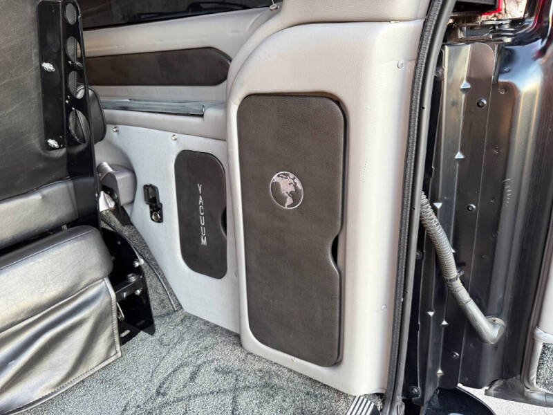 2017 GMC Savana 2500