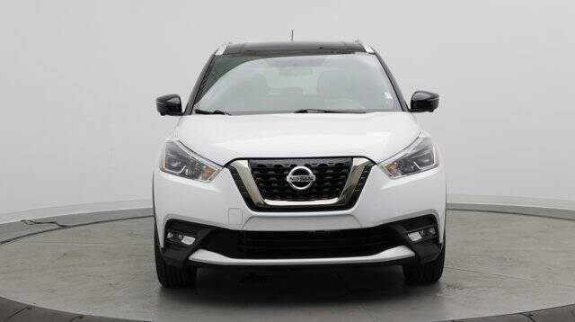 2019 Nissan Kicks SR
