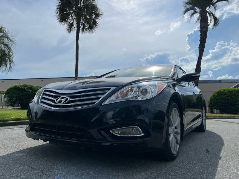 2012 Hyundai Azera for sale at The Peoples Car Company in Jacksonville FL