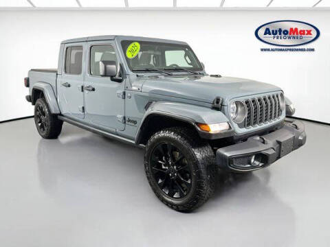 2025 Jeep Gladiator NightHawk