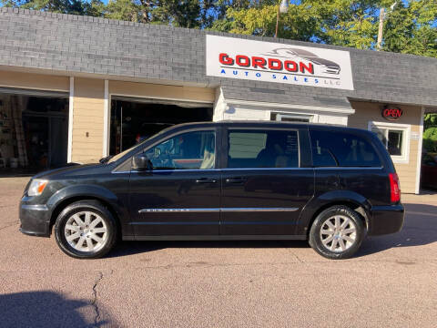2015 Chrysler Town and Country for sale at Gordon Auto Sales LLC in Sioux City IA