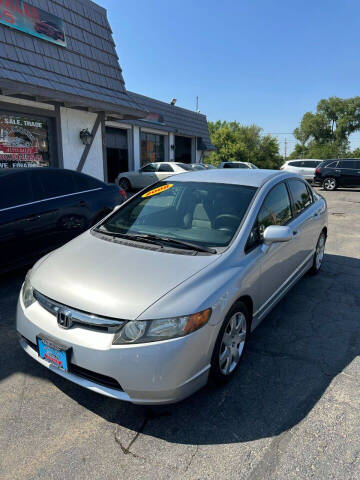2008 Honda Civic for sale at VELAZQUEZ AUTO SALES in Aurora IL
