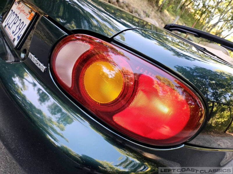 2000 Mazda MX-5 Miata LS