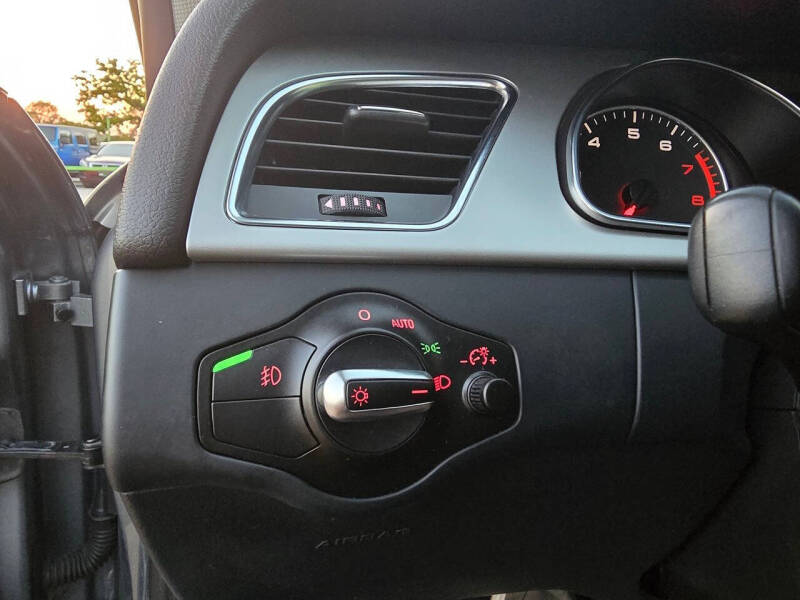 2011 Audi A5 2.0T quattro Premium Plus