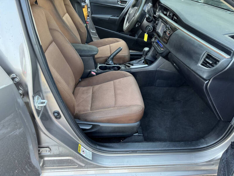 2016 Toyota Corolla LE Plus