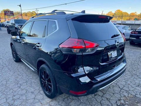 2018 Nissan Rogue SV