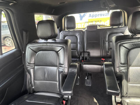 2018 Lincoln Navigator Select