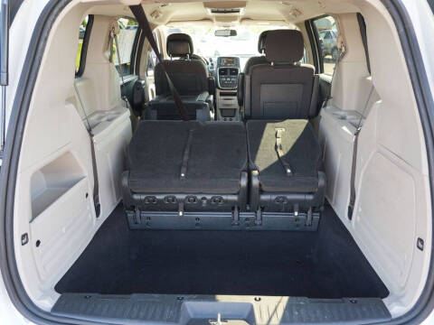 2017 Dodge Grand Caravan SE
