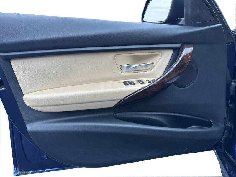 2018 BMW 3 Series 320i xDrive