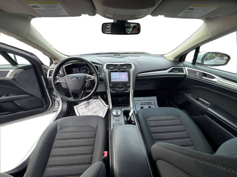 2019 Ford Fusion Hybrid SE