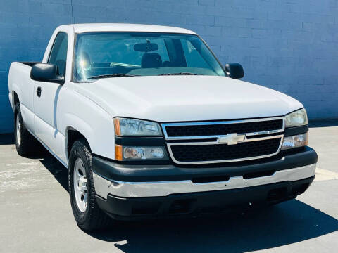 2006 Chevrolet Silverado 1500 for sale at Deluxe Motors Sac INC in Sacramento CA