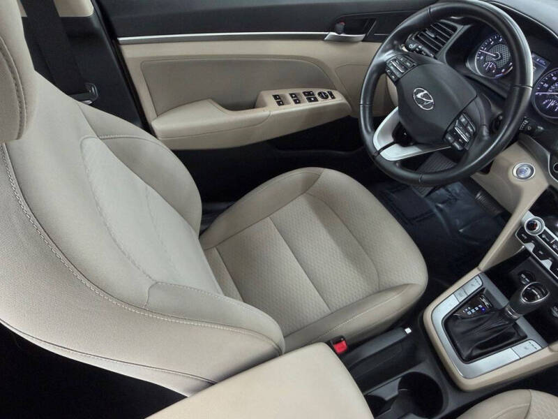 2019 Hyundai Elantra