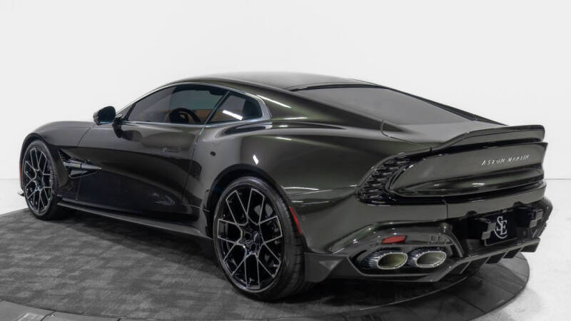 2025 Aston Martin Vanquish