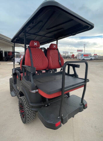 2024 EV Titan Xtreme Luxe 4-Passenger