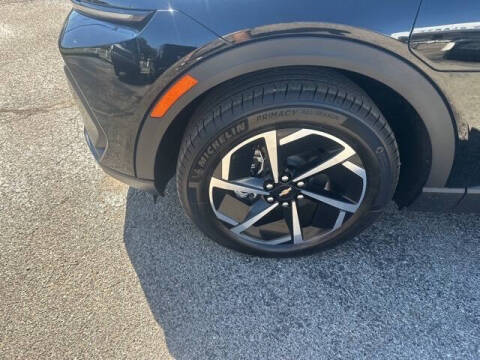 2026 Chevrolet Equinox EV LT 2