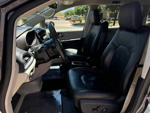 2020 Chrysler Pacifica Touring L Plus