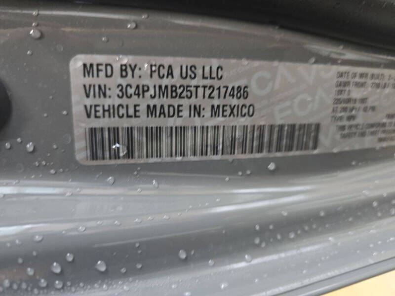 2026 Jeep Cherokee Laredo