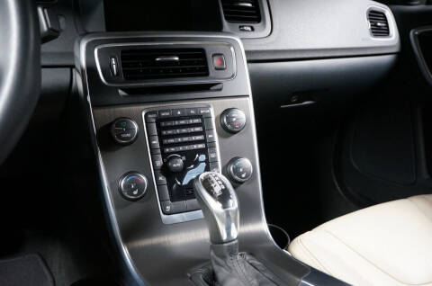 2013 Volvo S60 T5 Premier Plus